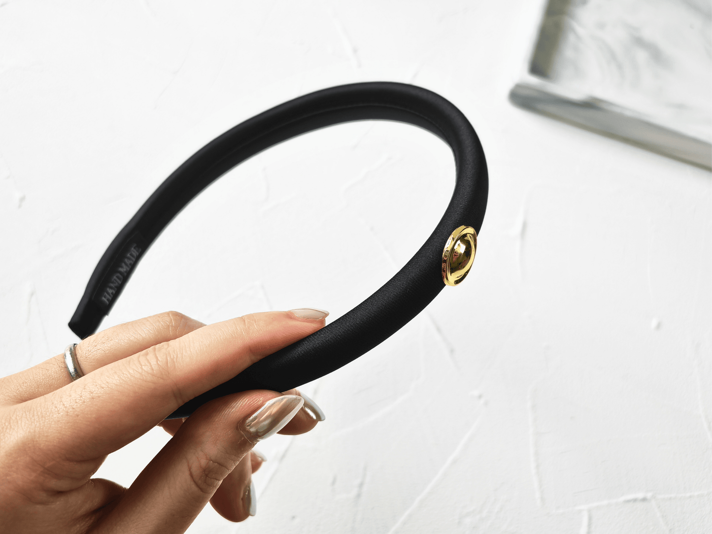 Elegant Slim Satin Headband - cllovestudio