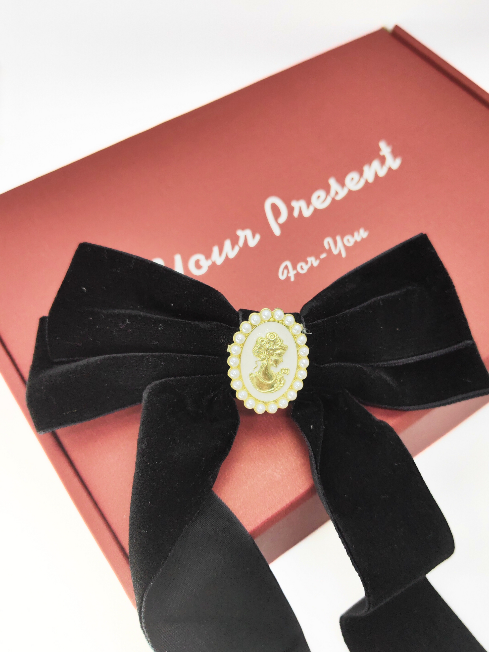 Cameo Pearl Embellished Long Velvet Bow Hair Clip - cllovestudio