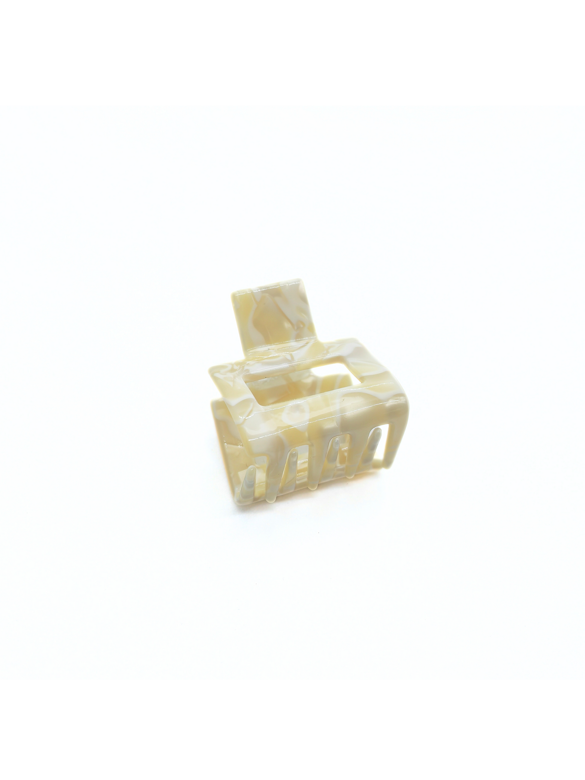 Ivory Marble Mini Hair Claw Clip_cllovestudio