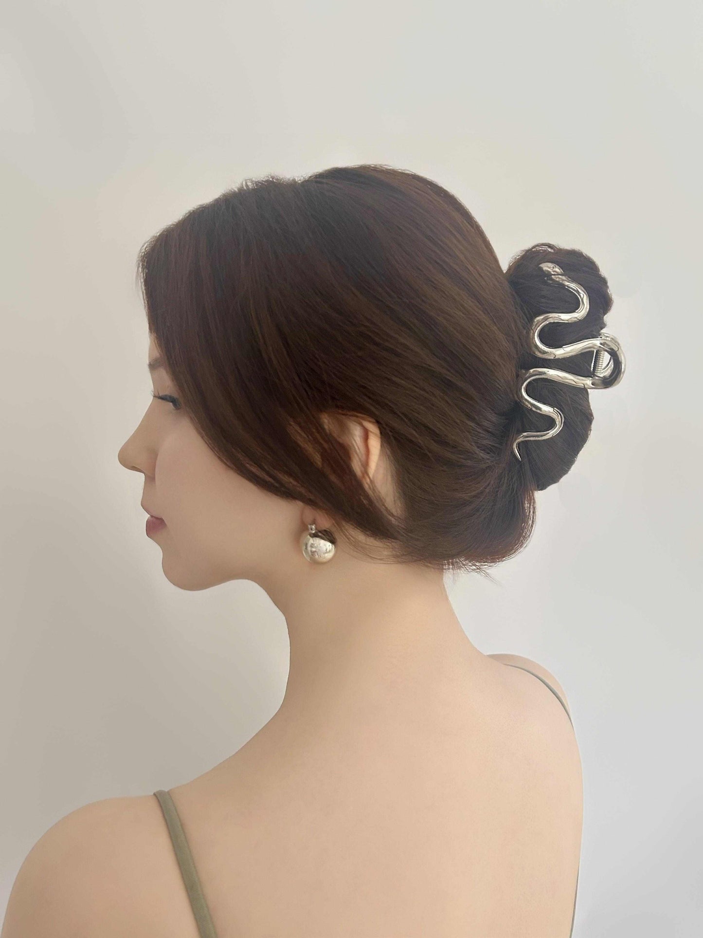 Serpentine Style Alloy Hair Claw Clip - cllovestudio