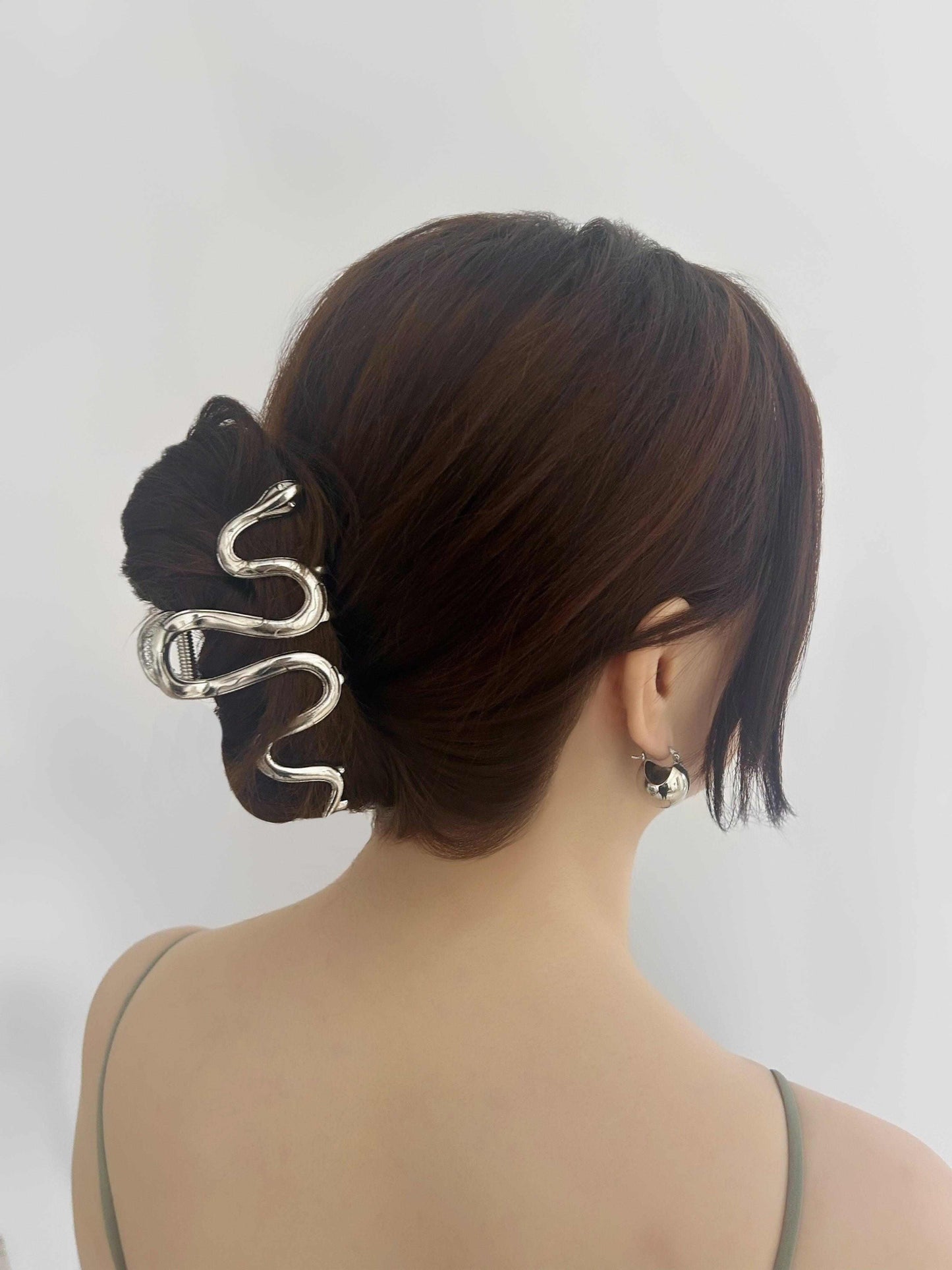 Serpentine Style Alloy Hair Claw Clip - cllovestudio